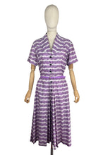 Load image into Gallery viewer, 1940’s 1950’s Horrockses Crisp Cotton Day Dress in Purple, White and Black - Bust 40