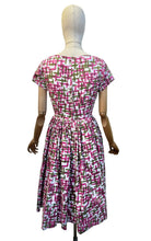 Load image into Gallery viewer, Original 1950’s Pink and Green Cotton Day Dress with Bow Trim - Bust 34