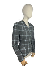 Load image into Gallery viewer, Original 1940’s Crayson Model Lightweight Wool Jacket in Grey, Blue and Black Check - Bust 36"