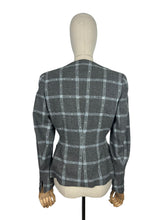 Load image into Gallery viewer, Original 1940’s Crayson Model Lightweight Wool Jacket in Grey, Blue and Black Check - Bust 36"