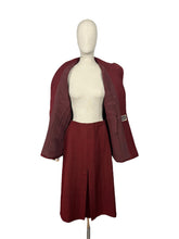 Load image into Gallery viewer, Original 1940’s Red and Brown Herringbone Double Breasted Suit - Bust 36