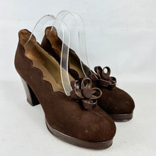 Load image into Gallery viewer, Original 1940's CC41 High Style Platform Shoes with Scalloped Edge - UK 5.5 6