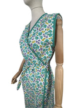 Load image into Gallery viewer, Original Volup 1940's Cotton Wraparound Apron in White, Green and Blue Floral - Bust 40 42 44 46 *