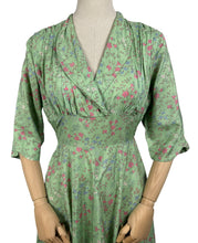 Load image into Gallery viewer, Original 1940's Pure Silk Day Dress with Pretty Floral Print by Debinex - Bust 38 *