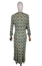 Load image into Gallery viewer, Original 1940's CRESTA SILKS Green and White Rayon Jersey Day Dress - Bust 38