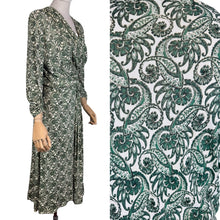 Load image into Gallery viewer, Original 1940's CRESTA SILKS Green and White Rayon Jersey Day Dress - Bust 38