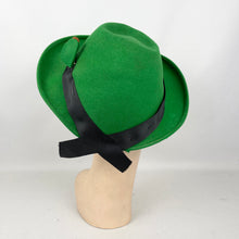 Load image into Gallery viewer, Original 1930's 1940's Vibrant Green Felt Fedora Hat with Black Grosgrain Trim and Rust and Green Hat Pin