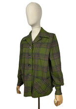 Load image into Gallery viewer, Original 1950’s Pendleton 49er Wool Jacket in Green, Brown and Cream - Bust 40 42