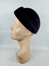 Load image into Gallery viewer, Original 1950’s Dark Brown Felt Hat with Feather and Bow Trim *