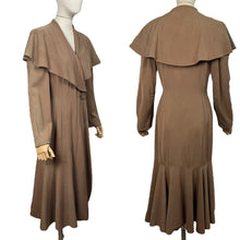 Load image into Gallery viewer, Wounded But Wearable Original American 1930’s Brown Pure Wool Coat with Huge Collar by W.M. Devitz - Bust 34 36 *