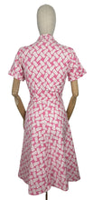 Load image into Gallery viewer, Original 1940's 1950's Pink and White Cotton Summer Dress with Pretty Fern Print - Bust 34 35 *