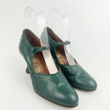 Load image into Gallery viewer, Original 1930's Mary Jane Leather Shoes Overpainted with Green *