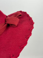 Load image into Gallery viewer, Original 1930's 1940's Red Wool Felt Fedora Hat with Twisted Felt Trim