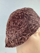 Load image into Gallery viewer, Original 1920’s Ruched Velvet Cloche Hat in Mid Brown