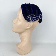 Load image into Gallery viewer, Exceptionally Beautiful Original 1950's Cobalt Blue Velvet Cocktail Hat with Silver Glitter Edged Flowers *