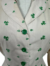 Load image into Gallery viewer, Original 1940's 1950's Beige Cotton Day Dress with Vibrant Green Bow Embroidery - Bust 38 *
