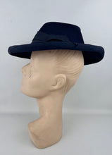 Load image into Gallery viewer, Original 1940's Midnight Blue Felt Tilt Hat with Grosgrain Trim