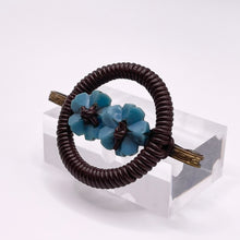 Load image into Gallery viewer, Original 1940's Brown and Blue Wartime Make Do and Mend Wire Brooch with Flower Middle