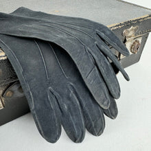 Load image into Gallery viewer, Original 1950's Inky Black Suede Gloves -  Size 6