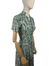 Load image into Gallery viewer, Original 1940's Novelty Print Grey, Green, Black and White Crepe Day Dress Featuring Cats - Bust 32 33 *