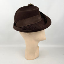 Load image into Gallery viewer, Original 1930's 1940's Dark Brown Felt Fedora Hat with Grosgrain Trim in Green and Brown with Fine Net