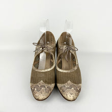 Load image into Gallery viewer, Original 1930's Snakeskin and Mesh Brown and Cream Lace Up Shoes - Size 5 5.5 Narrow *