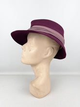 Load image into Gallery viewer, Original 1940's Burgundy Felt Fedora with Pink Pleated Trim