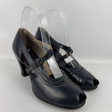 Load image into Gallery viewer, Original Deadstock 1940's Navy Blue Leather Peep Toe Shoes - UK 4 or 4.5