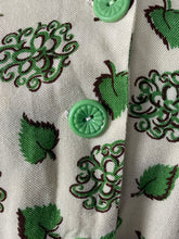 Load image into Gallery viewer, Original 1940's White and Green Belted Linen Day Dress with Leaf Print - Bust 34 36*