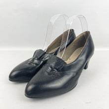 Load image into Gallery viewer, Original 1930's 1940's Inky Black Leather Court Shoes with Punch Detail - UK 5 5.5
