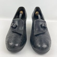 Load image into Gallery viewer, Original 1940's Black Leather Court Shoes with Pretty Tongue and Punch Detail - UK 7 7.5