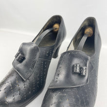 Load image into Gallery viewer, Original 1940's Black Leather Court Shoes with Pretty Tongue and Punch Detail - UK 7 7.5