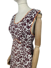 Load image into Gallery viewer, Original 1940's CC41 Brown and White Cotton Apron in Floral Print - Bust 34 36