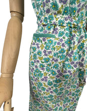 Load image into Gallery viewer, Original Volup 1940's Cotton Wraparound Apron in White, Green and Blue Floral - Bust 40 42 44 46 *