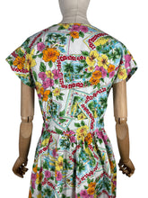 Load image into Gallery viewer, Reproduction 1940's Novelty Print Cotton Day Dress - Tropical Themed Print - Bust 37 *