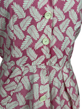Load image into Gallery viewer, Original 1940's 1950's Pink and White Cotton Summer Dress with Pretty Fern Print - Bust 34 35 *