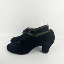 Load image into Gallery viewer, Original 1940's CC41 Deadstock Styl-EEZ Black Suede Lace Up Shoes - Narrow UK 4 *
