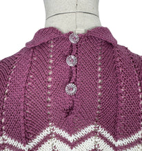 Load image into Gallery viewer, Reproduction 1940’s Hand Knitted Chevron Stripe Jumper in Sea Foam, Mauve and White - Bust 32 34 *