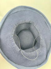 Load image into Gallery viewer, Original 1940's Midnight Blue Felt Tilt Hat with Grosgrain Trim