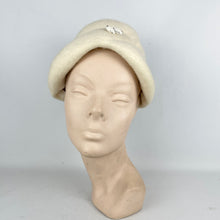 Load image into Gallery viewer, Original 1950's 1960’s Cream Fur Felt Hat with Glass Button Decoration *