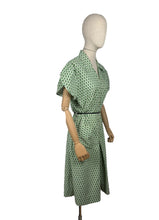 Load image into Gallery viewer, Original 1930's 1940's Black, Green and White Volup Cotton Zip Front Playsuit - Bust 40 42