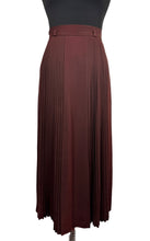Load image into Gallery viewer, Original 1940's Warm Brown Lightweight Wool Pleated Skirt - Waist 24