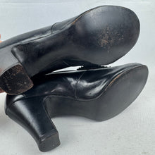 Load image into Gallery viewer, Original 1940's CC41 Black Leather Court Shoes with Suede and Buckle Trim - UK 3