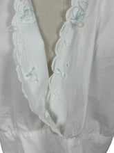 Load image into Gallery viewer, Beautiful Antique White Cotton Chemise Top or Corset Cover with Silk Hand Embroidery and Mother of Pearl Button - Bust 38 *