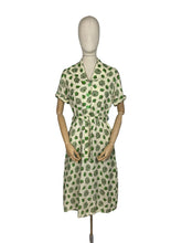 Load image into Gallery viewer, Original 1940's White and Green Belted Linen Day Dress with Leaf Print - Bust 34 36*