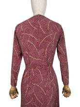 Load image into Gallery viewer, Original 1930's Art Deco Long Sleeved Belted Day Dress in Burgundy and Green - Bust 32 34 *