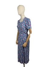 Load image into Gallery viewer, Original 1940's Classic Cotton Day Dress in Blue, Purple, Pink and White - Bust 34”