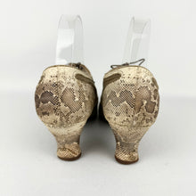 Load image into Gallery viewer, Original 1930's Snakeskin and Mesh Brown and Cream Lace Up Shoes - Size 5 5.5 Narrow *