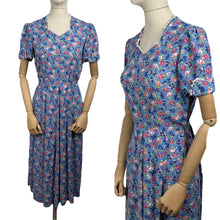 Load image into Gallery viewer, Original 1940's Classic Cotton Day Dress in Blue, Purple, Pink and White - Bust 34”