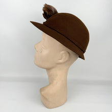 Load image into Gallery viewer, Vintage Warm Brown Felt Hat with Rounded Crown and Large Feather Trim
